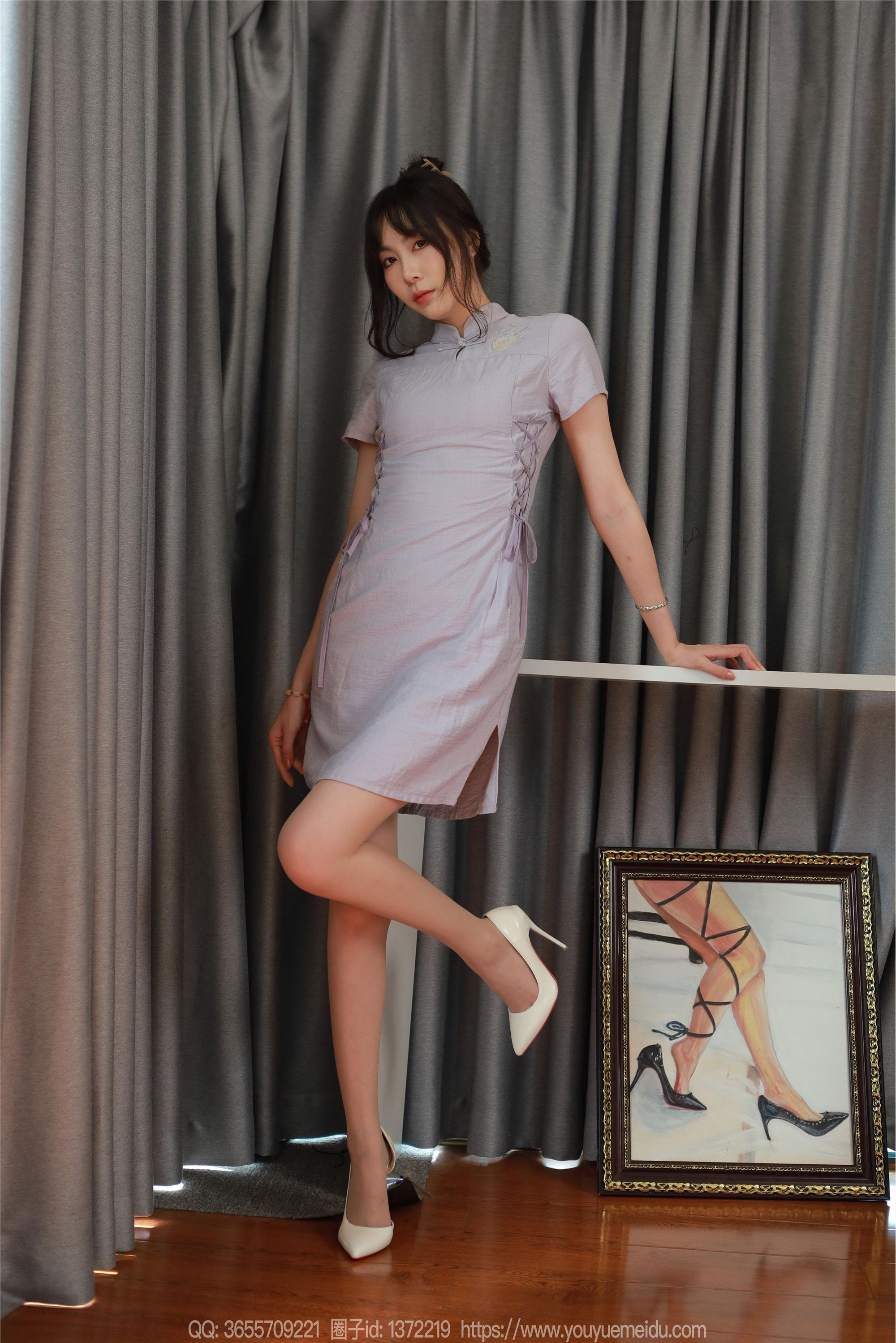 IESS异思趣向  2024.09.30 丝享家 1859 团团《素色旗袍 》